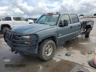 2007 Chevrolet Silverado 3500 SRW Wrk Trk с VIN 1GCHK33D67F155169, выставлен на аукционе Copart как лот 64953964 с пробегом 255 959 миль миль и Списание • Salvage title. История ставок и продаж доступна на DreamBid. Изображение 1.