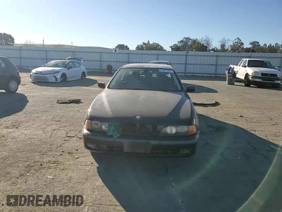 2000 BMW 5 Series 528i с VIN WBADM6341YGU18445, выставлен на аукционе Copart как лот 41891285 с пробегом Не указан миль и Списание • Salvage title. История ставок и продаж доступна на DreamBid. Изображение 10.