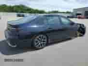 2025 BMW 7 Series 740i xDrive z VIN WBA33EH07SCU55254, wystawiony jako Copart lot #62841015 z przebiegiem 4 314 mil mil oraz Czysty tytuł • Clean title. Historia ofert i sprzedaży dostępna na DreamBid. Obrazek 3.