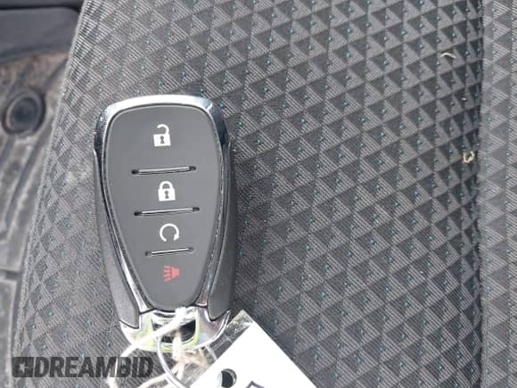 2023 Chevrolet Bolt EV 1LT z VIN 1G1FW6S06P4109972, wystawiony jako IAAI lot #43299280 z przebiegiem 41 780 mil mil oraz . Historia ofert i sprzedaży dostępna na DreamBid. Obrazek 11.