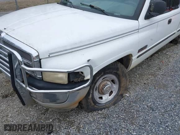 1998 Dodge 2500 с VIN 1B7KC2369WJ172784, выставлен на аукционе IAAI как лот 41607611 с пробегом 277 488 миль миль и . История ставок и продаж доступна на DreamBid. Изображение 6.