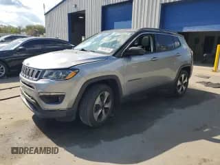 2018 Jeep Compass Latitude с VIN 3C4NJDBB3JT117004, выставлен на аукционе Copart как лот 70420115 с пробегом 70 011 миль миль и Списание • Salvage title. История ставок и продаж доступна на DreamBid. Изображение 1.