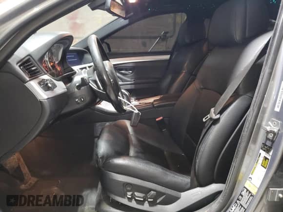 2011 BMW 5 Series 535i xDrive with VIN WBAFU7C54BC875255, listed as a Copart auction lot 84725995 with 159,263 mi miles and Salvage title. Bid and sale history available at DreamBid. Image 7.