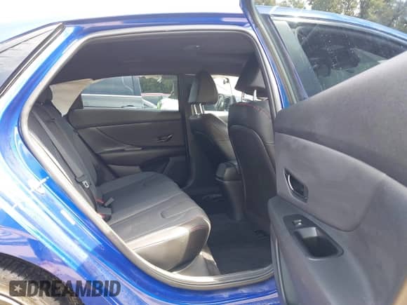 2023 Hyundai Elantra N Line z VIN KMHLR4AF9PU589934, wystawiony jako IAAI lot #43118500 z przebiegiem 15 761 mil mil oraz . Historia ofert i sprzedaży dostępna na DreamBid. Obrazek 8.