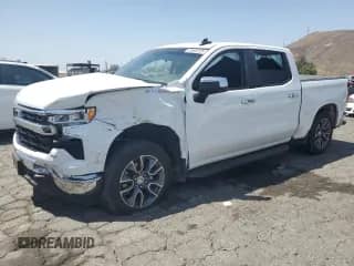 2022 Chevrolet Silverado 1500 LT with VIN 1GCPACEK0NZ540152, listed as a Copart auction lot 61685725 with 41,955 mi miles and Salvage title. Bid and sale history available at DreamBid. Image 1.