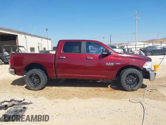 2017 Ram 1500 Big Horn z VIN 3C6RR6LT7HG637097, wystawiony jako IAAI lot #43462885 z przebiegiem 160 881 mil mil oraz . Historia ofert i sprzedaży dostępna na DreamBid. Obrazek 13.