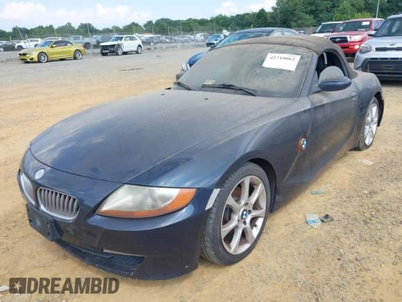 2003 BMW Z4 3.0i with VIN 4USBT53443LT24013, listed as a IAAI auction lot 42710062 with Not provided miles and . Bid and sale history available at DreamBid. Image 2.