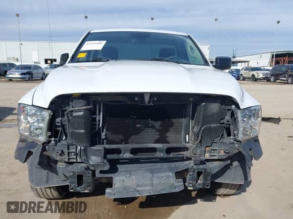 2017 Ram 1500 Tradesman с VIN 3C6JR6DG9HG654689, выставлен на аукционе IAAI как лот 41352489 с пробегом 47 653 миль миль и . История ставок и продаж доступна на DreamBid. Изображение 13.