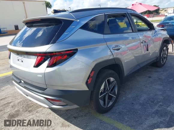 2025 Hyundai Tucson SEL с VIN 5NMJBCDE9SH496702, выставлен на аукционе IAAI как лот 43483616 с пробегом 22 721 миль миль и . История ставок и продаж доступна на DreamBid. Изображение 4.