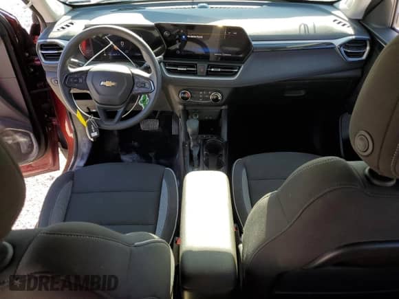 2024 Chevrolet TrailBlazer LS с VIN KL79MNSL6RB068611, выставлен на аукционе Copart как лот 80143355 с пробегом 37 032 миль миль и Списание • Salvage title. История ставок и продаж доступна на DreamBid. Изображение 8.
