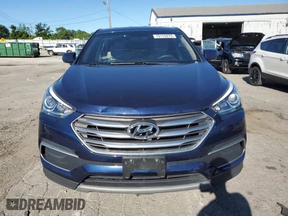 2018 Hyundai Santa Fe 2.4L z VIN 5XYZTDLB8JG546804, wystawiony jako Copart lot #70115275 z przebiegiem 141 974 mil mil oraz Czysty tytuł • Clean title. Historia ofert i sprzedaży dostępna na DreamBid. Obrazek 5.