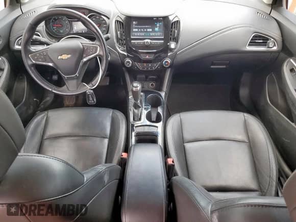 2017 Chevrolet Cruze Premier с VIN 1G1BF5SM5H7211985, выставлен на аукционе Copart как лот 68436305 с пробегом 128 788 миль миль и Списание • Salvage title. История ставок и продаж доступна на DreamBid. Изображение 8.
