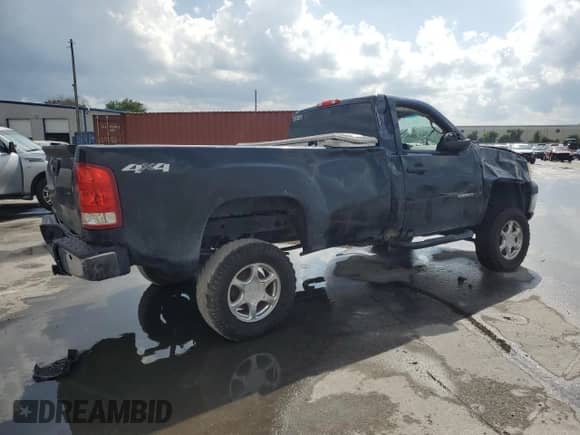 2011 GMC Sierra 1500 Work Truck z VIN 1GTN2TEA4BZ441924, wystawiony jako Copart lot #58874805 z przebiegiem 148 790 mil mil oraz Szkoda całkowita • Salvage title. Historia ofert i sprzedaży dostępna na DreamBid. Obrazek 3.