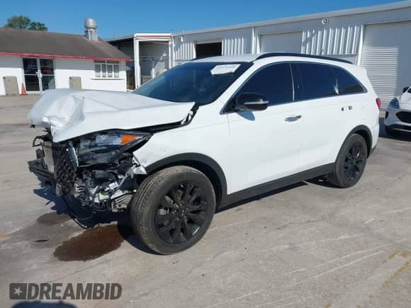 2020 Kia Sorento LX с VIN 5XYPG4A56LG655600, выставлен на аукционе IAAI как лот 41971459 с пробегом 66 449 миль миль и . История ставок и продаж доступна на DreamBid. Изображение 18.