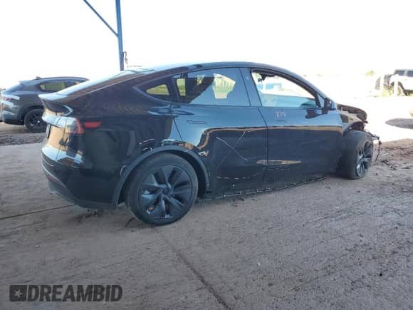 2024 Tesla Model Y с VIN 7SAYGDED1RF198302, выставлен на аукционе Copart как лот 83856115 с пробегом 12 875 миль миль и Списание • Salvage title. История ставок и продаж доступна на DreamBid. Изображение 3.