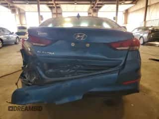 2018 Hyundai Elantra SEL с VIN 5NPD84LF2JH295589, выставлен на аукционе Copart как лот 90016455 с пробегом 27 833 миль миль и Списание • Salvage title. История ставок и продаж доступна на DreamBid. Изображение 6.