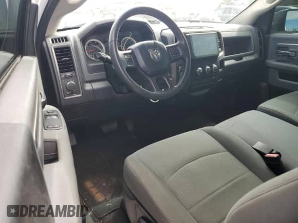 2018 Ram 1500 Tradesman with VIN 3C6JR6DT6JG202797, listed as a Copart auction lot 84656795 with 52,004 mi miles and Salvage title. Bid and sale history available at DreamBid. Image 8.