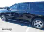 2022 Chevrolet Suburban RST с VIN 1GNSKEKT1NR259999, выставлен на аукционе IAAI как лот 42651081 с пробегом 150 957 миль миль и . История ставок и продаж доступна на DreamBid. Изображение 15.