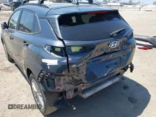 2021 Hyundai Kona SEL с VIN KM8K2CAA0MU735342, выставлен на аукционе IAAI как лот 42995183 с пробегом 25 000 миль миль и . История ставок и продаж доступна на DreamBid. Изображение 6.