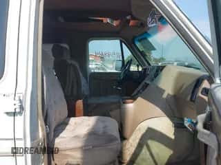 1993 Chevrolet Chevy Van с VIN 1GBEG25K2PF318995, выставлен на аукционе IAAI как лот 42588614 с пробегом 751 509 миль миль и . История ставок и продаж доступна на DreamBid. Изображение 5.