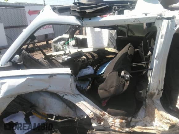 2021 Jeep Wrangler Unlimited Sport с VIN 1C4HJXKNXMW703657, выставлен на аукционе IAAI как лот 37132498 с пробегом Не указан миль и . История ставок и продаж доступна на DreamBid. Изображение 8.