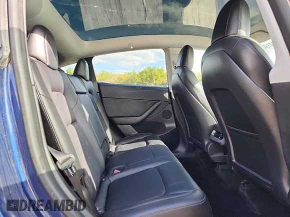 2021 Tesla Model Y Long Range с VIN 5YJYGDEE5MF285313, выставлен на аукционе Copart как лот 84194095 с пробегом 75 018 миль миль и Списание • Salvage title. История ставок и продаж доступна на DreamBid. Изображение 11.