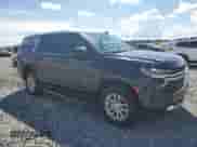 2023 Chevrolet Tahoe LT z VIN 1GNSCNKD6PR436636, wystawiony jako Copart lot #81047185 z przebiegiem 53 553 mil mil oraz Czysty tytuł • Clean title. Historia ofert i sprzedaży dostępna na DreamBid. Obrazek 4.