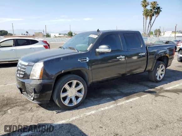 2009 GMC Sierra 1500 with VIN 2GTEC230691130743, listed as a Copart auction lot 60643155 with 140,455 mi miles and Salvage title. Bid and sale history available at DreamBid. Image 1.