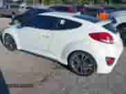2016 Hyundai Veloster Turbo с VIN KMHTC6AE8GU273333, выставлен на аукционе IAAI как лот 43472469 с пробегом 111 089 миль миль и . История ставок и продаж доступна на DreamBid. Изображение 3.