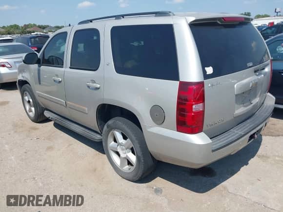 2008 Chevrolet Tahoe 1LT с VIN 1GNFC130X8R171176, выставлен на аукционе IAAI как лот 43230329 с пробегом 269 395 миль миль и . История ставок и продаж доступна на DreamBid. Изображение 3.