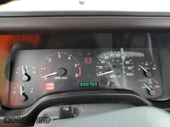 1998 Jeep Wrangler Sport z VIN 1J4FY19S9WP761133, wystawiony jako Copart lot #65012245 z przebiegiem 200 759 mil mil oraz Szkoda całkowita • Salvage title. Historia ofert i sprzedaży dostępna na DreamBid. Obrazek 9.