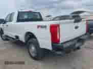 2023 Ford F-250 XL с VIN 1FT7X2BA6PED03860, выставлен на аукционе IAAI как лот 43000091 с пробегом 83 823 миль миль и . История ставок и продаж доступна на DreamBid. Изображение 3.