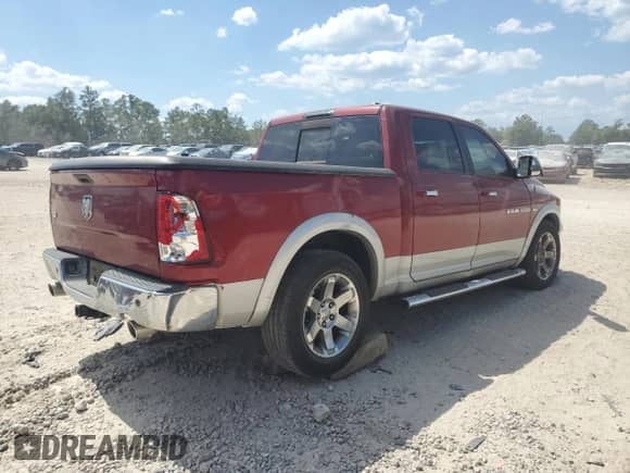 2012 Ram 1500 Laramie z VIN 1C6RD6NT3CS275007, wystawiony jako Copart lot #80667545 z przebiegiem 91 926 mil mil oraz Szkoda całkowita • Salvage title. Historia ofert i sprzedaży dostępna na DreamBid. Obrazek 3.