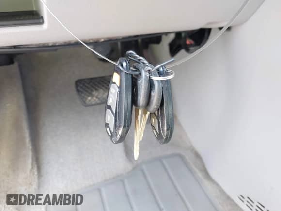 2004 Saturn VUE V6 with VIN 5GZCZ63474S837972, listed as a IAAI auction lot 42140284 with 189,000 mi miles and . Bid and sale history available at DreamBid. Image 11.
