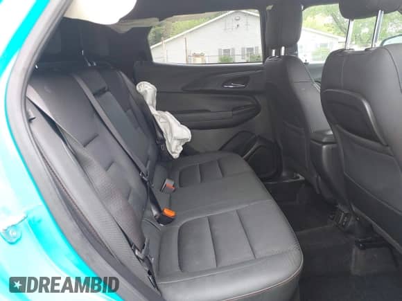 2022 Chevrolet TrailBlazer RS z VIN KL79MUSL2NB047324, wystawiony jako IAAI lot #42162915 z przebiegiem 59 318 mil mil oraz . Historia ofert i sprzedaży dostępna na DreamBid. Obrazek 8.