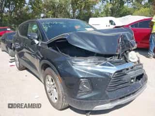 2020 Chevrolet Blazer LT z VIN 3GNKBHRS7LS592619, wystawiony jako IAAI lot #43213852 z przebiegiem 282 892 mil mil oraz . Historia ofert i sprzedaży dostępna na DreamBid. Obrazek 1.