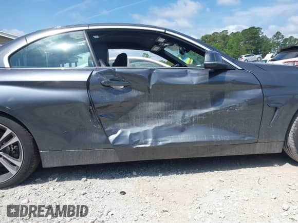 2020 BMW 4 Series 430i z VIN WBA4Z1C09L5N71337, wystawiony jako IAAI lot #42177100 z przebiegiem 42 790 mil mil oraz . Historia ofert i sprzedaży dostępna na DreamBid. Obrazek 13.