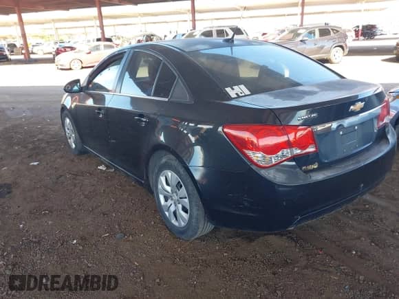 2012 Chevrolet Cruze LS z VIN 1G1PC5SH2C7379755, wystawiony jako IAAI lot #43475685 z przebiegiem 119 961 mil mil oraz . Historia ofert i sprzedaży dostępna na DreamBid. Obrazek 3.