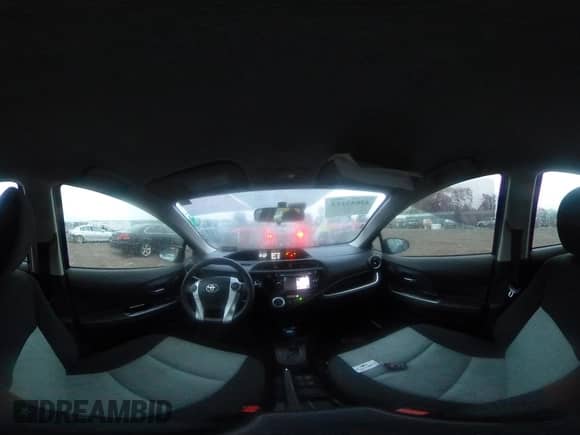 2015 Toyota Prius One z VIN JTDKDTB33F1103695, wystawiony jako IAAI lot #43043113 z przebiegiem 146 555 mil mil oraz . Historia ofert i sprzedaży dostępna na DreamBid. Obrazek 18.