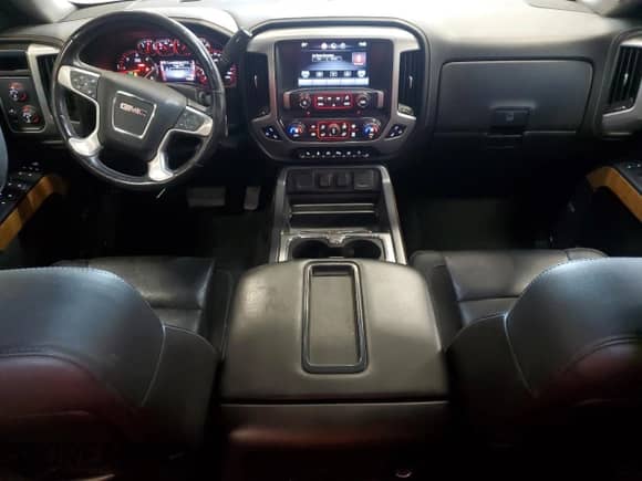 2014 GMC Sierra 1500 SLT с VIN 3GTU2VEC4EG215332, выставлен на аукционе Copart как лот 81005285 с пробегом 144 323 миль миль и Списание • Salvage title. История ставок и продаж доступна на DreamBid. Изображение 8.