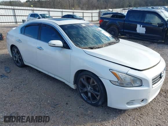 2013 Nissan Maxima S with VIN 1N4AA5AP2DC811562, listed as a IAAI auction lot 41277183 with Not provided miles and . Bid and sale history available at DreamBid. Image 1.