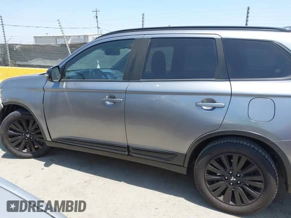 2020 Mitsubishi Outlander SE с VIN JA4AD3A39LZ034984, выставлен на аукционе IAAI как лот 42431048 с пробегом 102 314 миль миль и . История ставок и продаж доступна на DreamBid. Изображение 15.