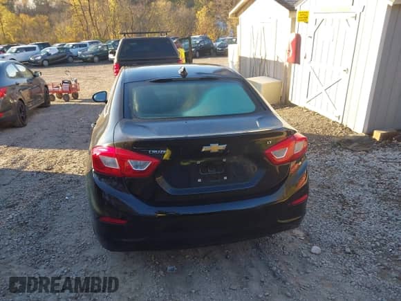 2017 Chevrolet Cruze LT с VIN 1G1BE5SM2H7246955, выставлен на аукционе IAAI как лот 43536453 с пробегом 46 373 миль миль и . История ставок и продаж доступна на DreamBid. Изображение 16.