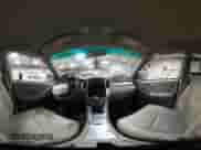 2006 Toyota Highlander z VIN JTEHP21A660174080, wystawiony jako IAAI lot #41963077 z przebiegiem 234 831 mil mil oraz . Historia ofert i sprzedaży dostępna na DreamBid. Obrazek 18.