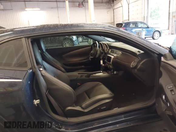 2015 Chevrolet Camaro LT with VIN 2G1FF1E34F9148368, listed as a IAAI auction lot 43311288 with 59,424 mi miles and . Bid and sale history available at DreamBid. Image 5.