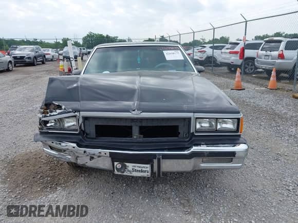 1986 Chevrolet Caprice с VIN 1G1BN69H5GY139096, выставлен на аукционе IAAI как лот 42658175 с пробегом 124 000 миль миль и . История ставок и продаж доступна на DreamBid. Изображение 12.
