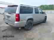 2007 Chevrolet Suburban LTZ z VIN 1GNFK16327J329256, wystawiony jako IAAI lot #42406004 z przebiegiem 281 627 mil mil oraz . Historia ofert i sprzedaży dostępna na DreamBid. Obrazek 4.