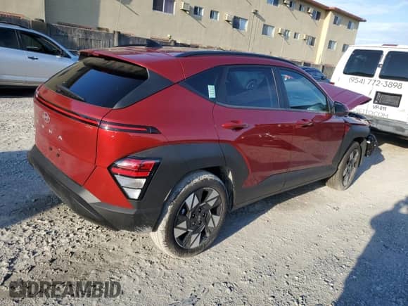 2024 Hyundai Kona SEL with VIN KM8HC3AB7RU068566, listed as a Copart auction lot 64967804 with 4,670 mi miles and Non repairable. Bid and sale history available at DreamBid. Image 3.