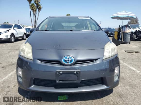 2010 Toyota Prius III с VIN JTDKN3DU0A0047135, выставлен на аукционе Copart как лот 56048835 с пробегом 89 717 миль миль и Списание • Salvage title. История ставок и продаж доступна на DreamBid. Изображение 5.