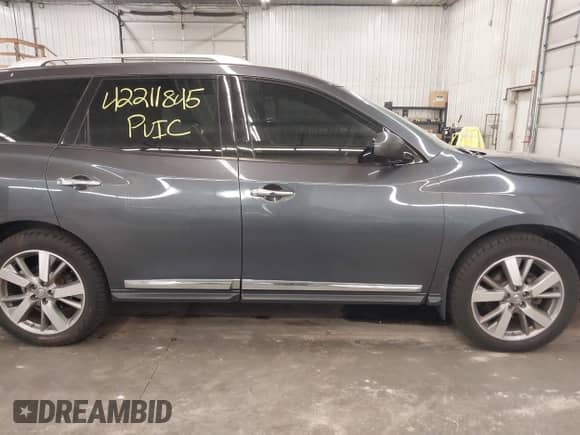 2013 Nissan Pathfinder SV z VIN 5N1AR2MM0DC658288, wystawiony jako IAAI lot #42211845 z przebiegiem 154 427 mil mil oraz . Historia ofert i sprzedaży dostępna na DreamBid. Obrazek 14.